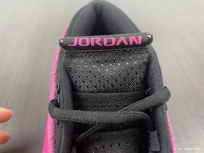 14 (W) Low Jordan DH4121-600 Retro Pink Shocking 0529